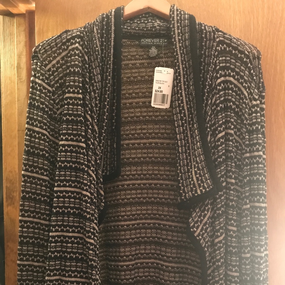 NWT Forever21 Plus 2x long-sleeve cardigan